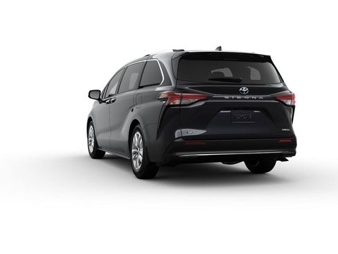 New 2025 Toyota Sienna Limited image 7