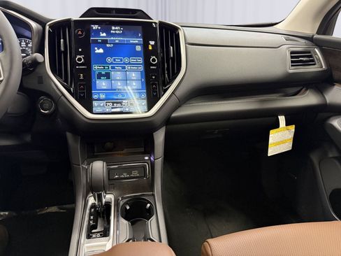 Used 2026 Subaru Ascent Touring AWD/4WD image 16