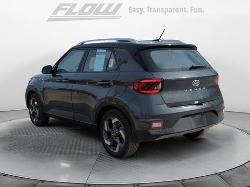 Certified 2025 Hyundai Venue Limited image 6