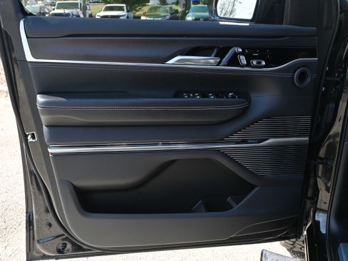 Certified 2023 Jeep Grand Wagoneer Series II w/ Quick Order Packagew 28T AWD/4WD image 14