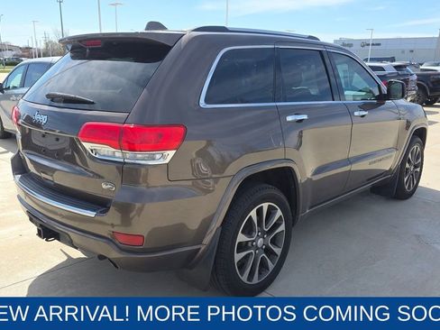 Used 2017 Jeep Grand Cherokee Overland image 5