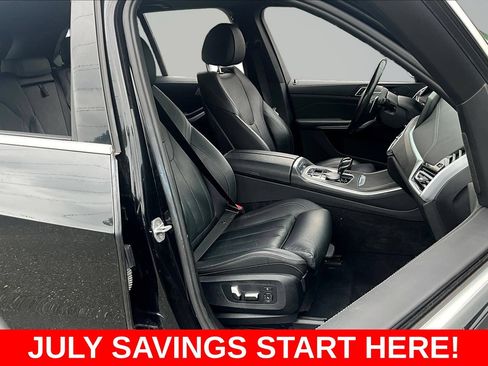 Used 2021 BMW X5 xDrive45e w/ Parking Assistance Package AWD/4WD image 34
