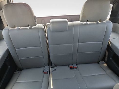 Used 2019 Toyota Sequoia SR5 AWD/4WD image 13