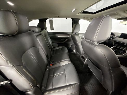Certified 2025 MAZDA CX-90 Plug-In Hybrid w/ Preferred AWD/4WD image 42