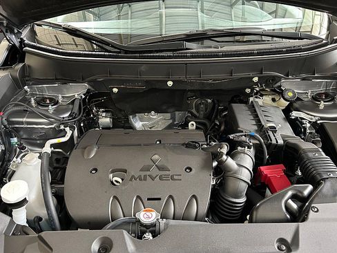 New 2025 Mitsubishi Outlander Sport SE image 31