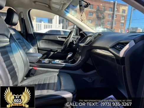Used 2017 Ford Edge SEL w/ Equipment Group 201A image 19
