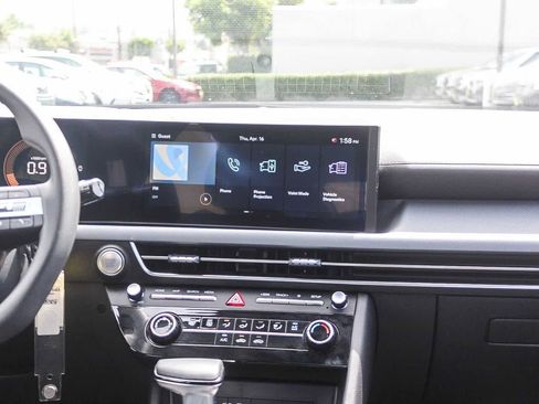 Certified 2025 Hyundai Sonata SE FWD image 17
