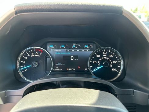 Used 2018 Ford F150 Lariat w/ Equipment Group 502A Luxury AWD/4WD image 15