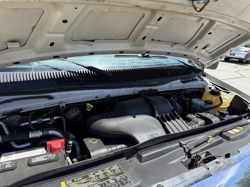 Used 2013 Ford E-250 and Econoline 250 w/ PWR Group RWD image 15