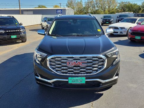 Used 2018 GMC Terrain Denali w/ Advanced Safety Package image 2