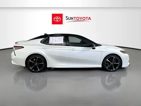 Used 2019 Toyota Camry XSE FWD image 2