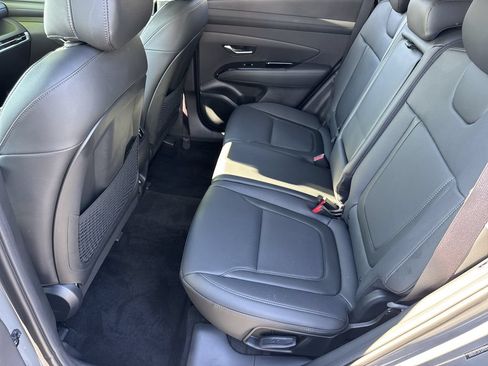 Used 2025 Hyundai Tucson Limited AWD/4WD image 20