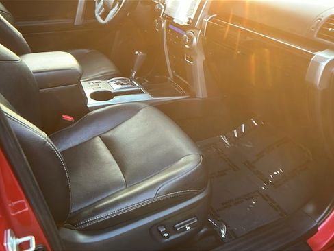 Used 2022 Toyota 4Runner Limited image 18