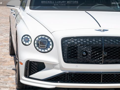 Used 2025 Bentley Flying Spur Plug-In Hybrid w/ First Edition Specification AWD/4WD image 54