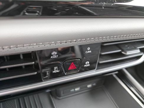 New 2026 Volkswagen Atlas Peak Edition AWD/4WD image 42