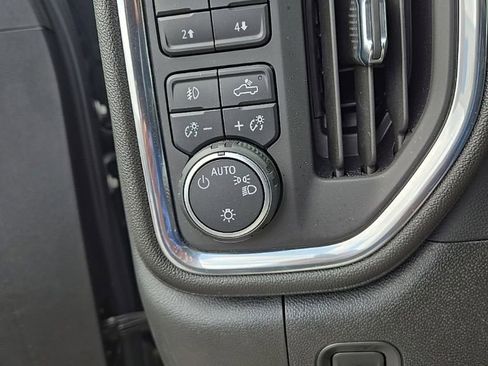 Used 2021 Chevrolet Silverado 1500 RST w/ Z71 Off-Road Package AWD/4WD image 10