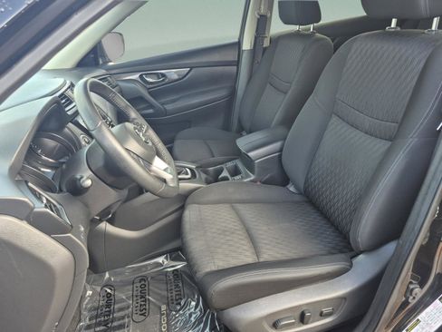 Certified 2022 Nissan Rogue S FWD image 21
