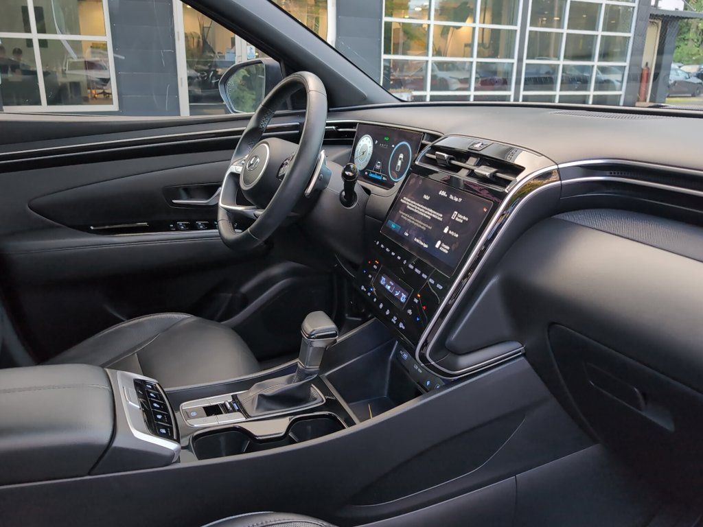 Used 2024 Hyundai Santa Cruz Limited AWD/4WD image 11