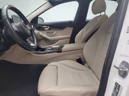 Used 2018 Mercedes-Benz C 300 Sedan w/ Premium Package image 17