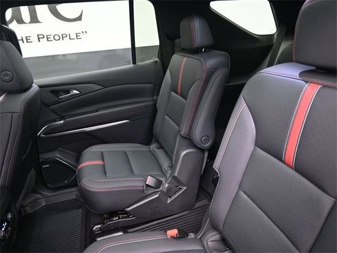 Used 2024 Chevrolet Traverse RS w/ LPO, Floor Liner Package image 21