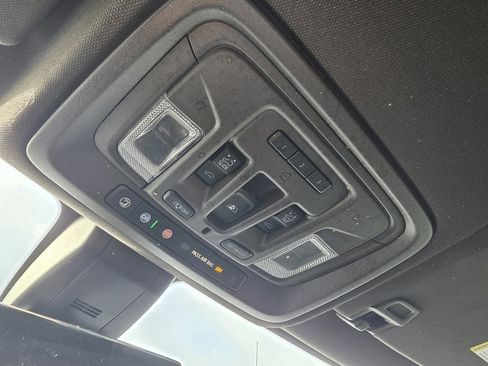 Used 2022 GMC Sierra 1500 Denali w/ Denali Reserve Package image 20