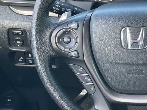 Used 2023 Honda Ridgeline Sport image 12