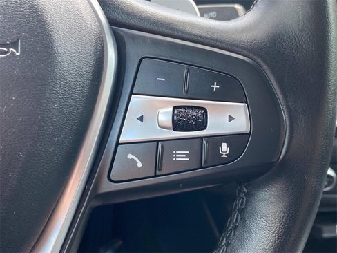 Used 2024 BMW 330i xDrive Sedan w/ Convenience Package image 33