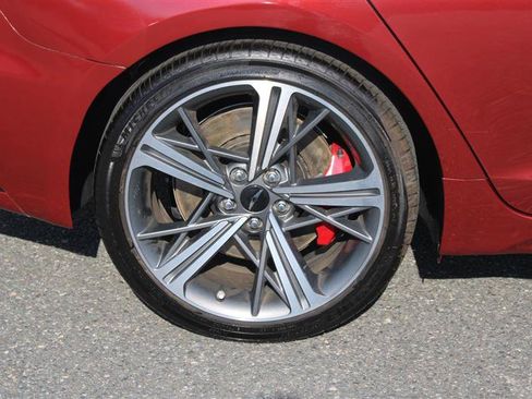 Used 2024 Genesis G70 2.5T w/ Sport Prestige Package RWD image 9