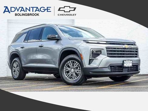 New 2026 Chevrolet Traverse LT w/ LPO, Floor Liner Package FWD image 1