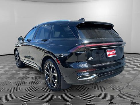 Used 2024 Lincoln Nautilus Reserve w/ Equipment Group 202A AWD/4WD image 6