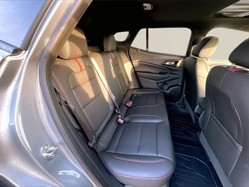 New 2026 Chevrolet Trax RS w/ Sunroof Package image 12