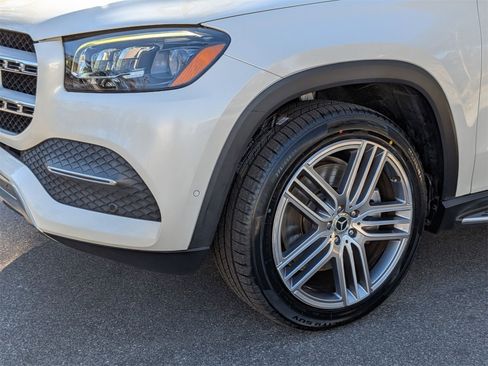 Used 2020 Mercedes-Benz GLS 450 4MATIC image 9