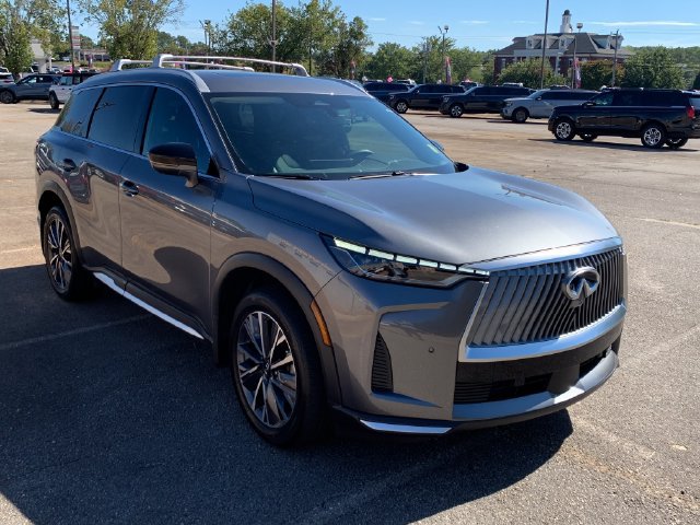 Used 2026 INFINITI QX60 Luxe w/ Cargo Package FWD image 3