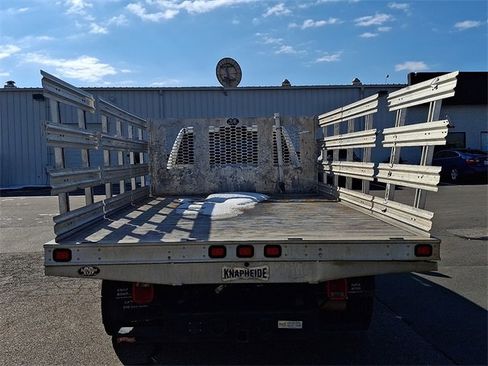 Used 2021 RAM 5500 Tradesman w/ Chrome Appearance Group image 22