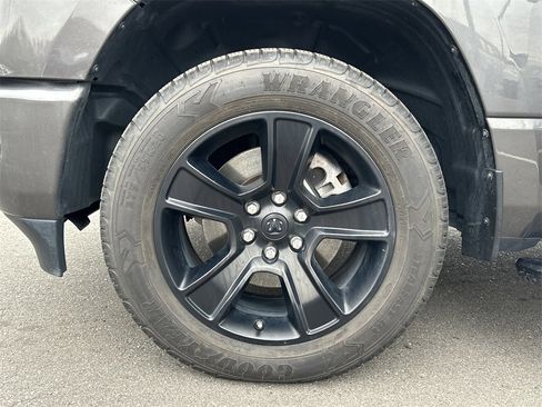 Used 2021 RAM 1500 Big Horn image 14