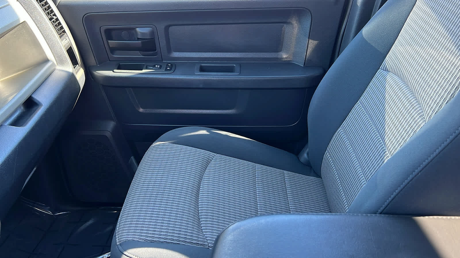 Used 2012 RAM 1500 Express AWD/4WD image 12