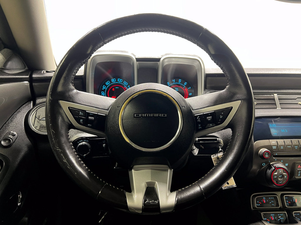 Used 2010 Chevrolet Camaro SS w/ RS Package RWD image 19