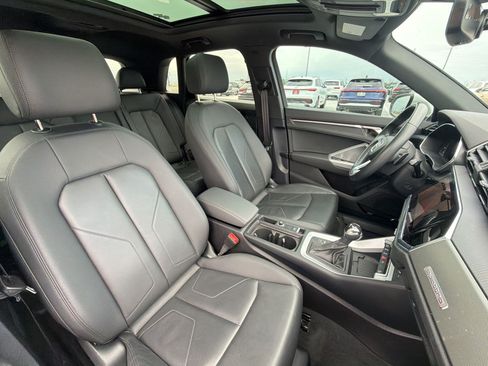 Certified 2023 Audi Q3 2.0T Premium Plus w/ Premium Plus Package AWD/4WD image 24
