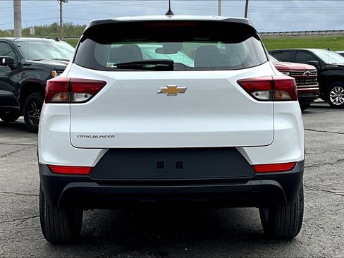 New 2026 Chevrolet TrailBlazer LS FWD image 4