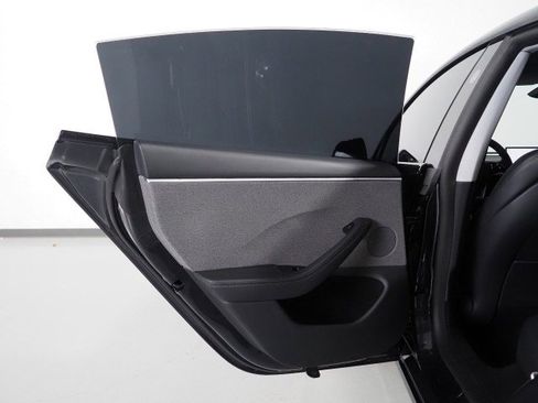 Used 2025 Tesla Model 3 Long Range image 59