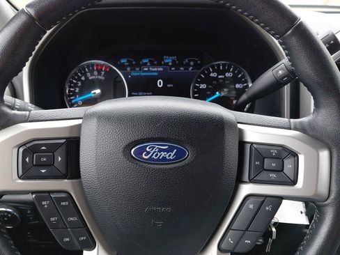 Used 2017 Ford F350 Lariat image 37