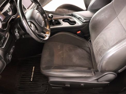 Used 2022 Dodge Challenger R/T w/ Plus Package image 12