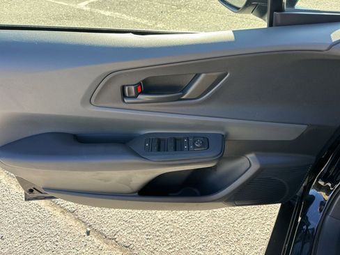 Used 2024 Toyota Prius LE image 22