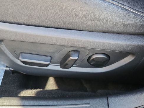 Used 2024 MAZDA CX-50 AWD 2.5 S w/ Preferred Package image 8