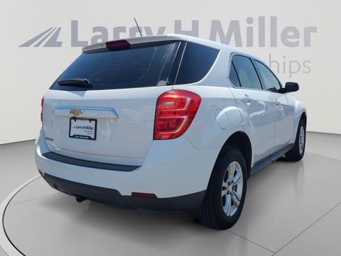 Used 2017 Chevrolet Equinox LS FWD image 5