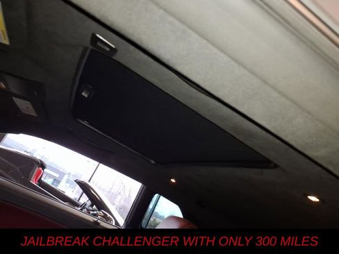 Used 2023 Dodge Challenger SRT Hellcat image 13