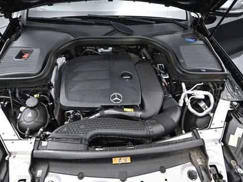 Used 2022 Mercedes-Benz GLC 300 4MATIC Coupe image 20