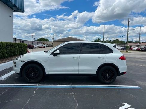 Used 2014 Porsche Cayenne Diesel image 2