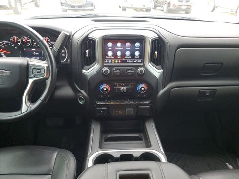 Used 2021 Chevrolet Silverado 1500 LT Trail Boss w/ Convenience Package II image 10