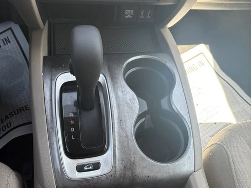 Used 2016 Honda Pilot EX image 16